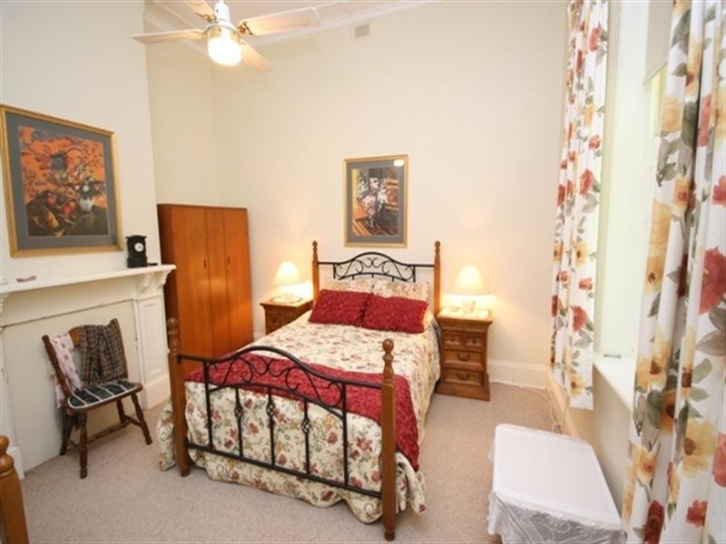 9 Beare Street Yacka, Clare SA 5453