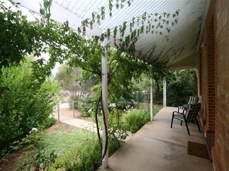 9 Beare Street Yacka, Clare SA 5453