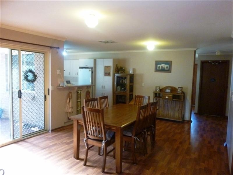 7 Opie Street, Clare SA 5453