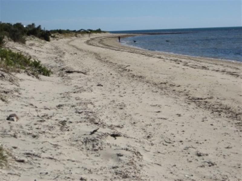 38 Esplanade, Pine Point SA 5571