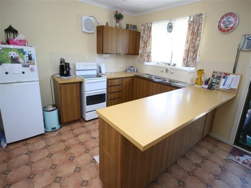 3 Newton Long Drive, Clare SA 5453