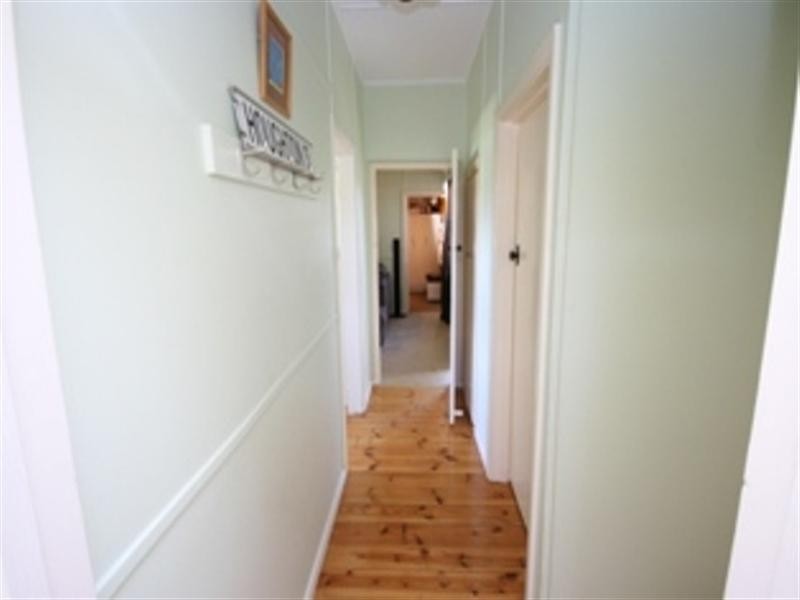 3 Kelly Street, Clare SA 5453