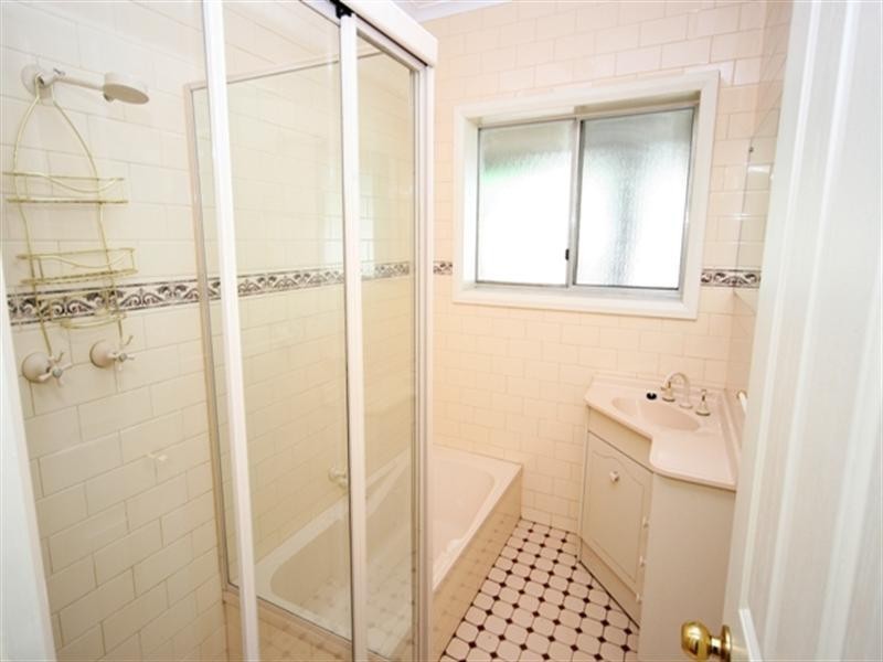 26 Beare Street, Clare SA 5453