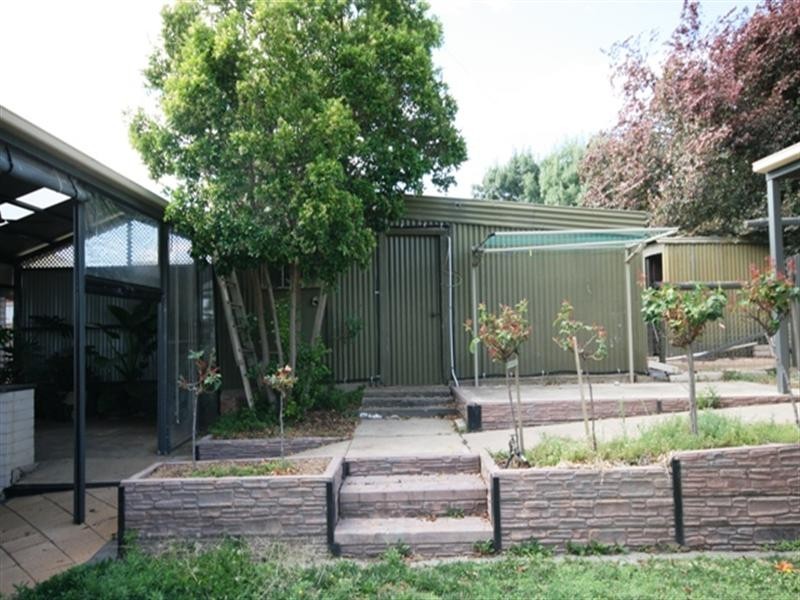 26 Beare Street, Clare SA 5453