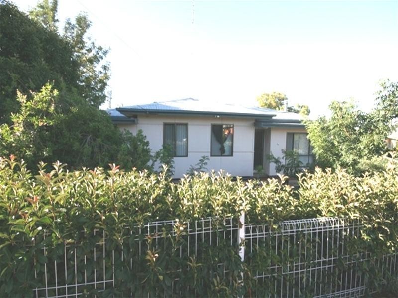 29 Essington Avenue, Clare SA 5453