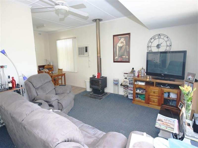 29 Essington Avenue, Clare SA 5453