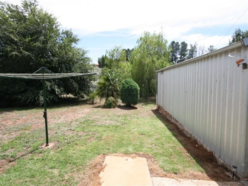 29 Essington Avenue, Clare SA 5453