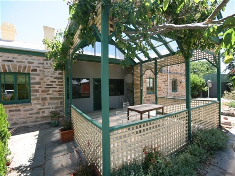 33 Union Street, Clare SA 5453