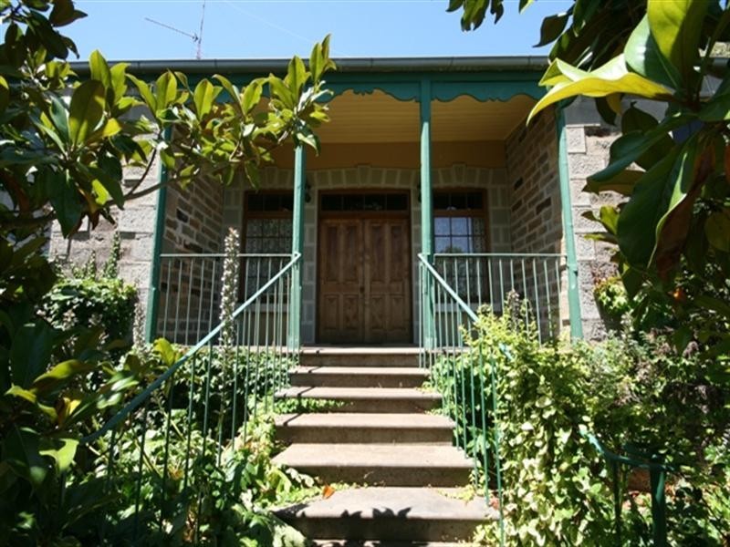 33 Union Street, Clare SA 5453