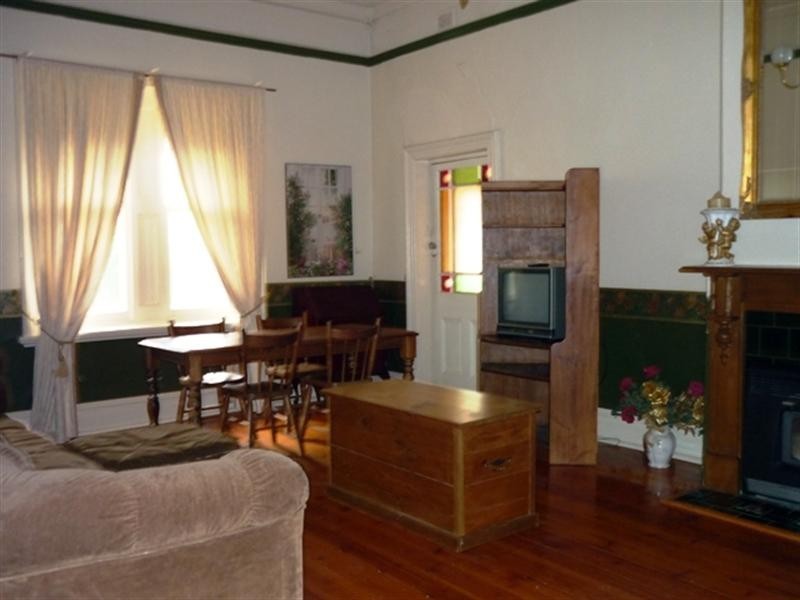 12 Dutton Street, Jamestown SA 5491