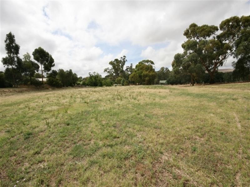 Lts 108,109 West Road, Watervale SA 5452