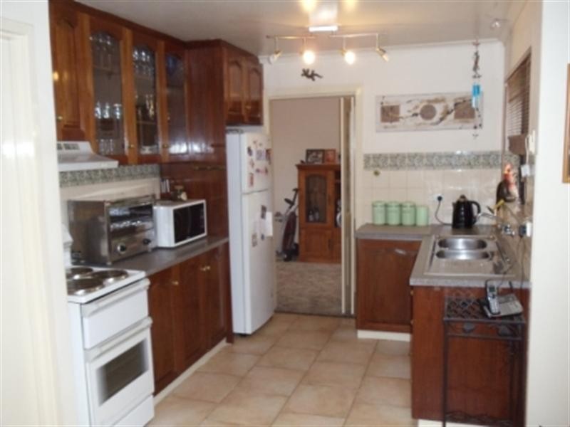 10 Gweneth Court, Port Vincent SA 5581