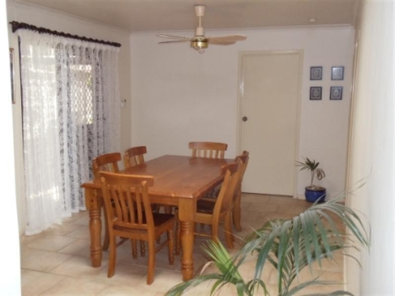 10 Gweneth Court, Port Vincent SA 5581