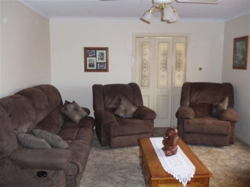 10 Gweneth Court, Port Vincent SA 5581
