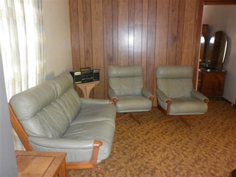 2a Young Place, Clare SA 5453