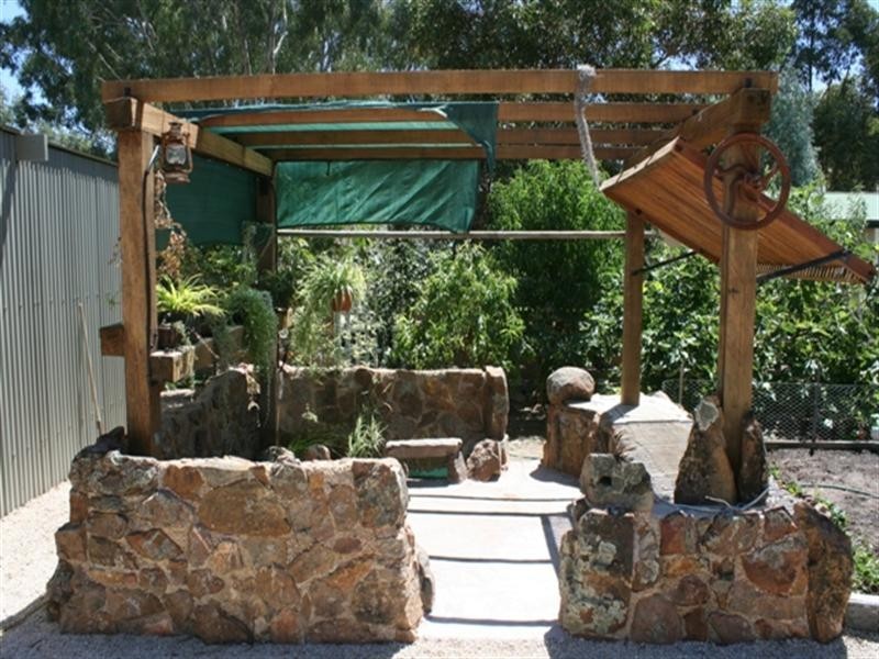 2 College Road, Sevenhill SA 5453