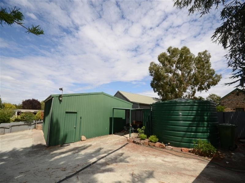 30 New Road, Clare SA 5453