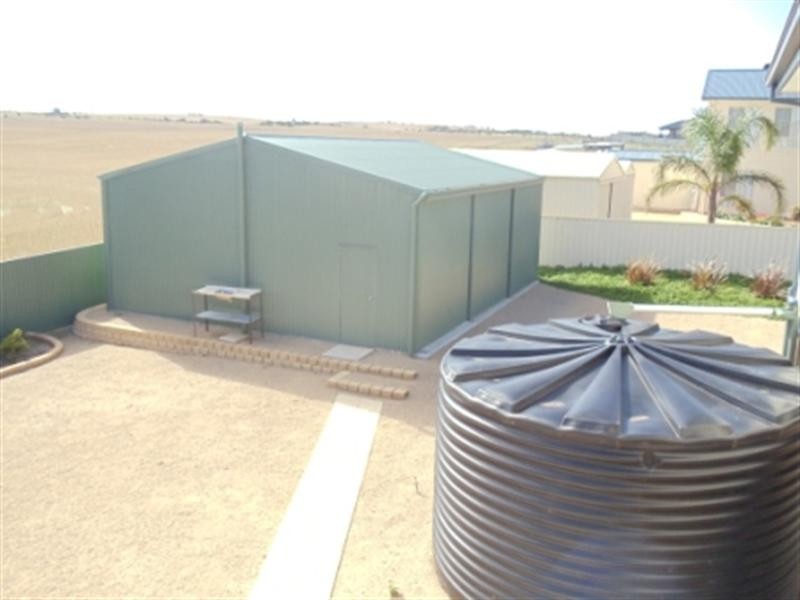 9 Grahn Road, James Well SA 5571