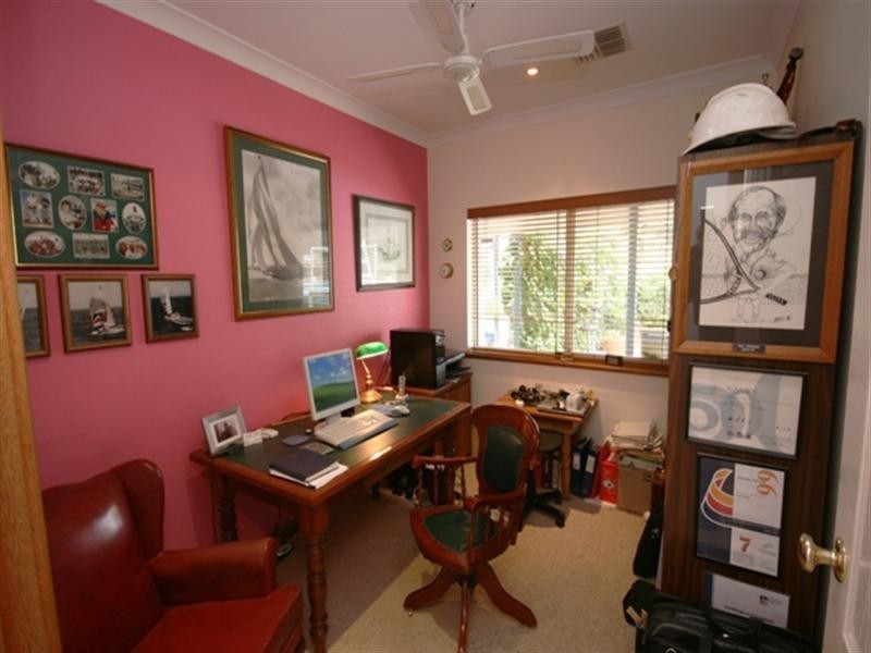 11 Jarman Crescent, Clare SA 5453