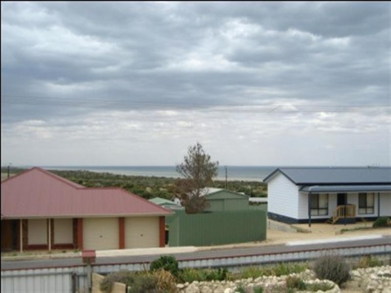 3 Hosking Road, Tiddy Widdy Beach SA 5571