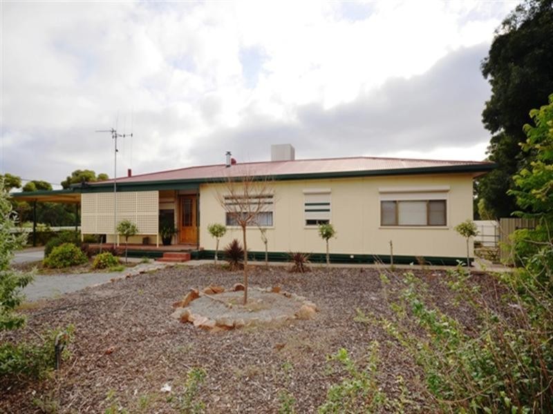 2 Burra Road, Spalding SA 5454