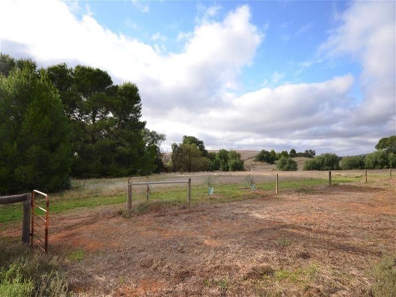 2 Burra Road, Spalding SA 5454