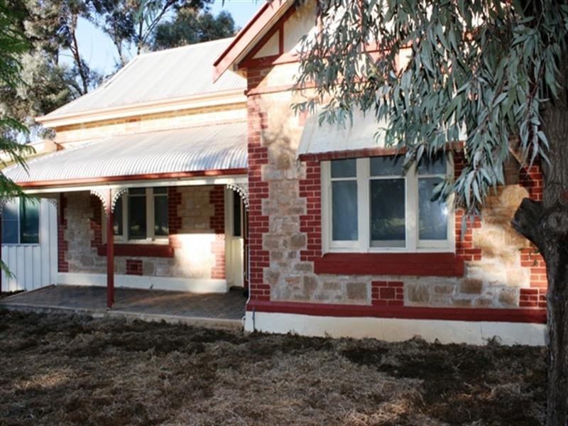 17 North Terrace, Snowtown SA 5520