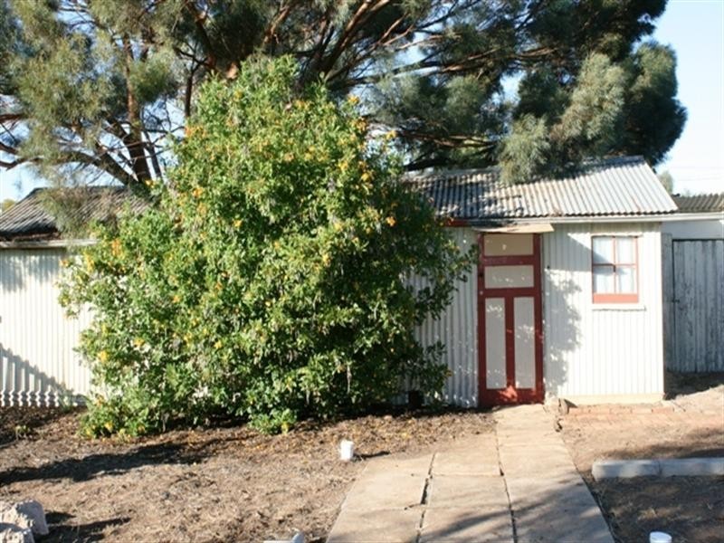 17 North Terrace, Snowtown SA 5520