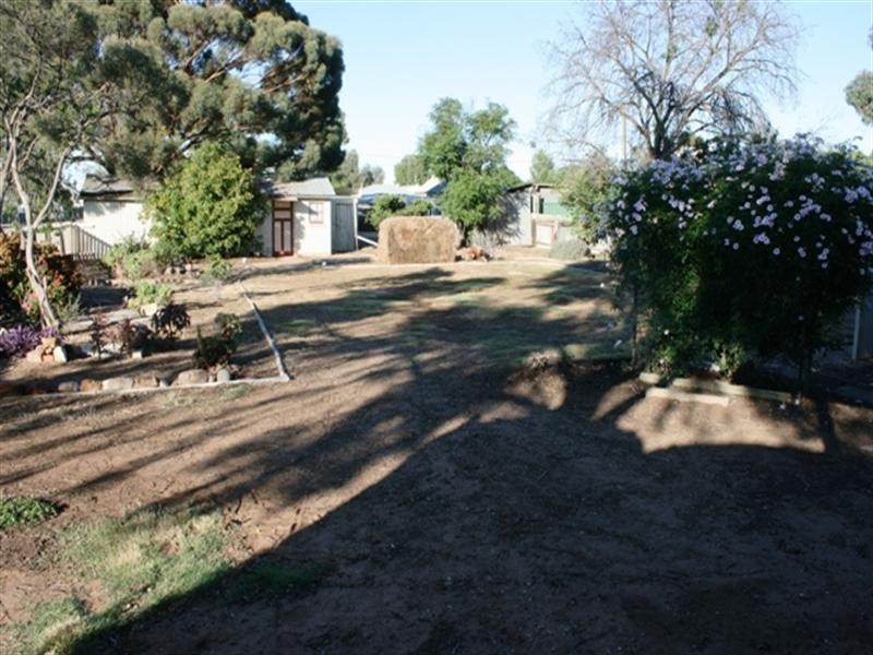 17 North Terrace, Snowtown SA 5520