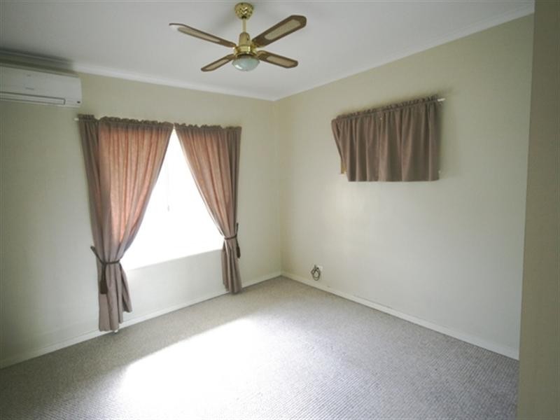 26 Beare Street, Clare SA 5453