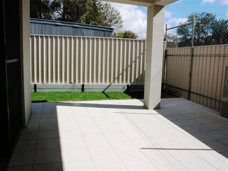 6 Strickland Street, Clare SA 5453