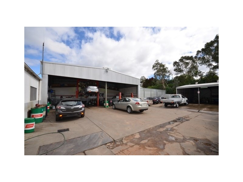 7 Old North Road, Clare SA 5453