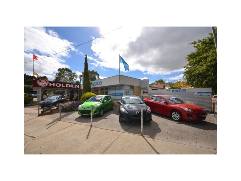 7 Old North Road, Clare SA 5453