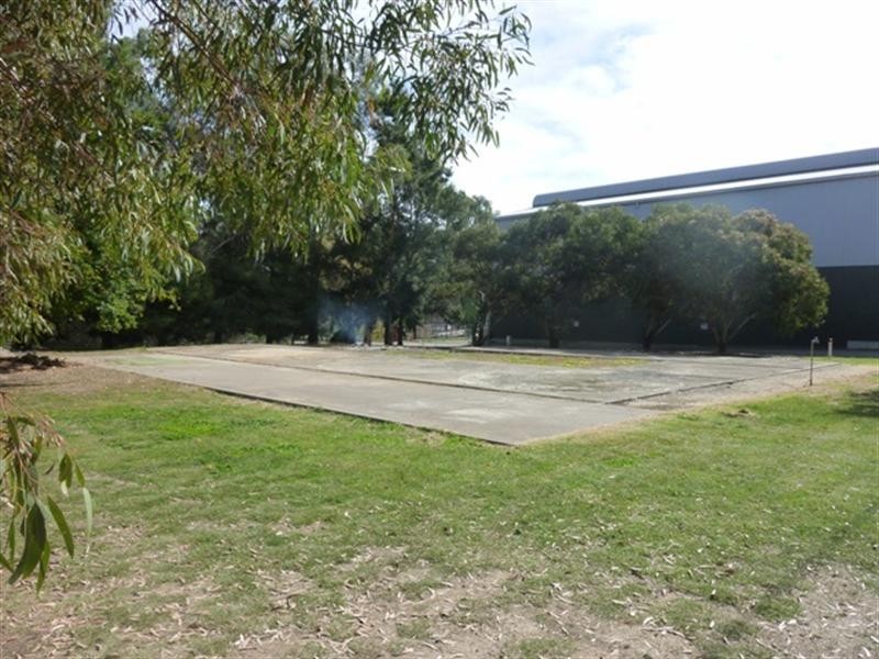 16 East Terrace, Clare SA 5453