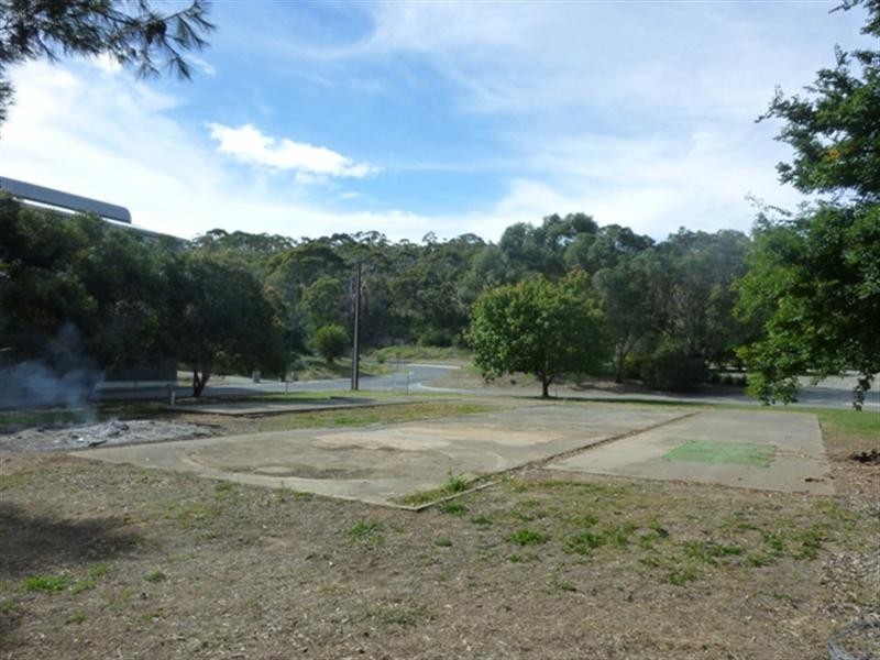 16 East Terrace, Clare SA 5453