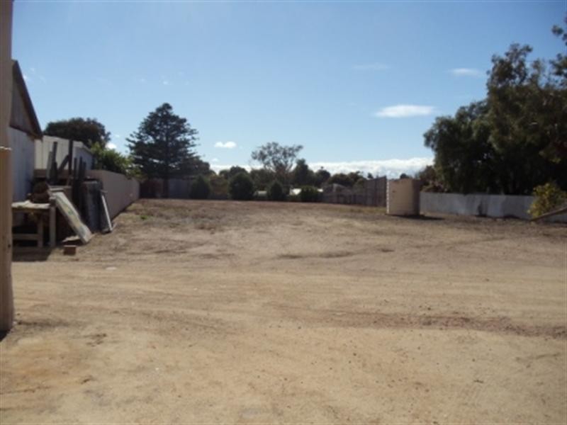 7 First Street, Ardrossan SA 5571