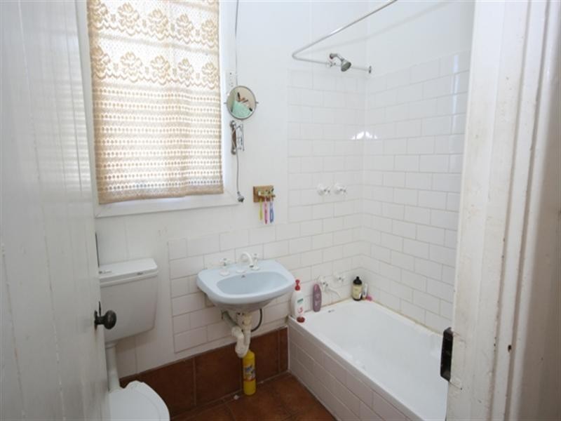 44 King Street, Clare SA 5453