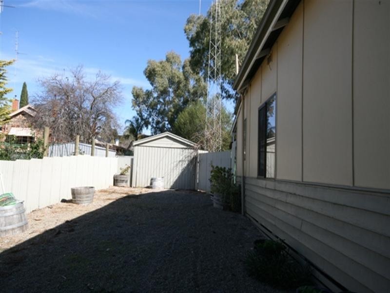 44 King Street, Clare SA 5453