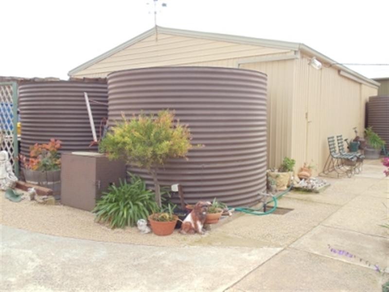 37 Chapman Road, Rogues Point SA 5571