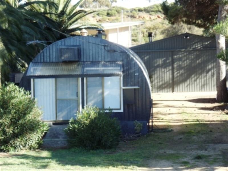 42 Esplanade, Pine Point SA 5571