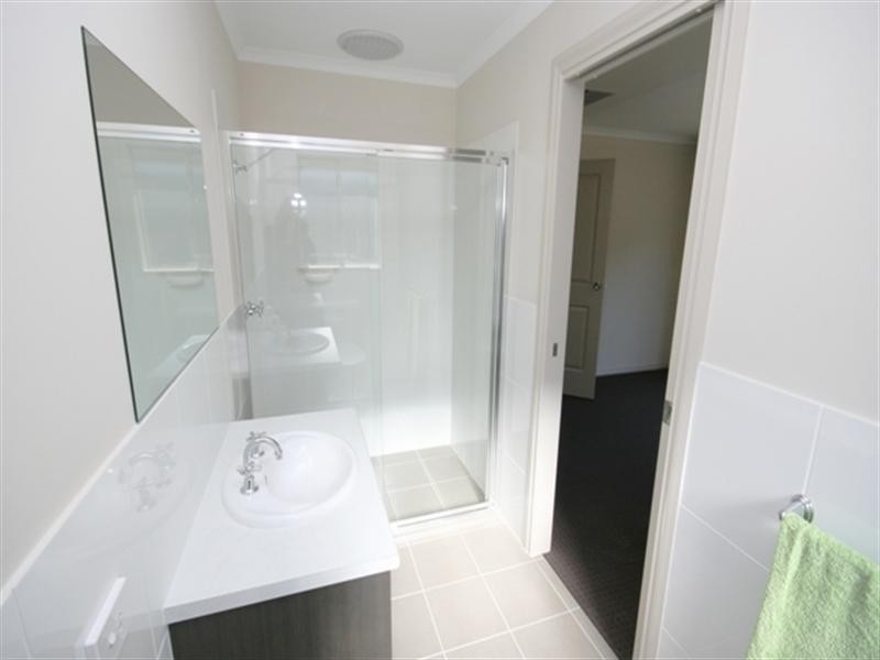 40 Neagles Rock Road, Clare SA 5453