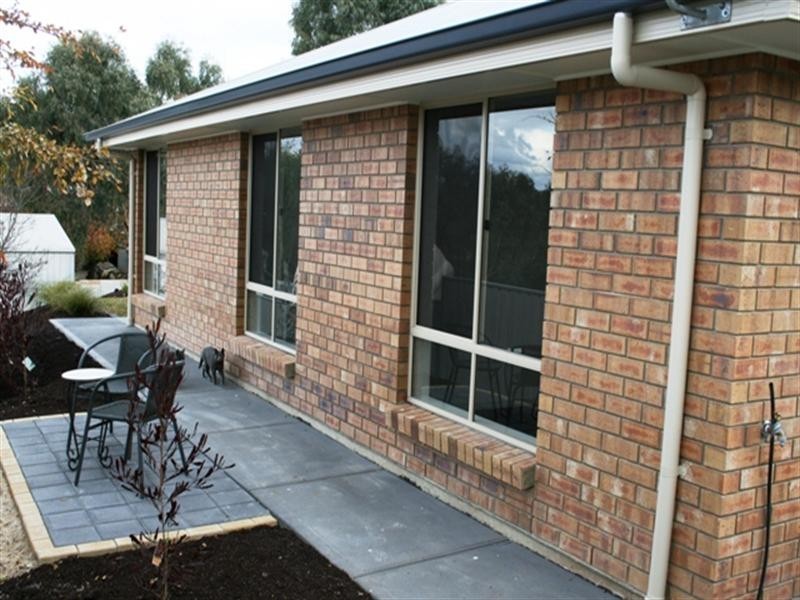 40 Neagles Rock Road, Clare SA 5453