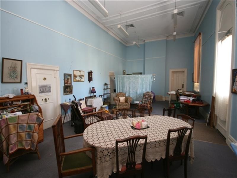 19 Commercial Street, Burra SA 5417