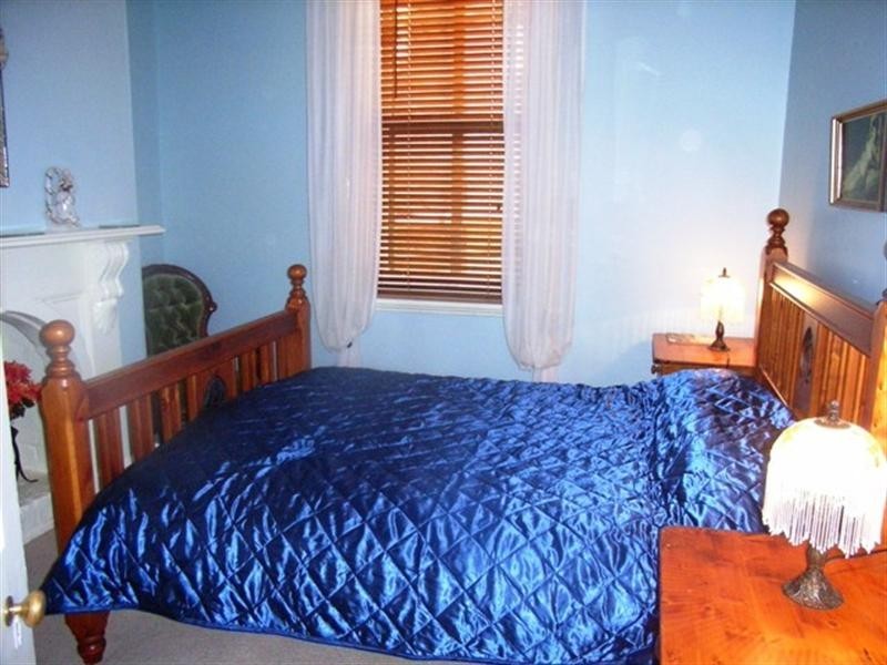 19 Commercial Street, Burra SA 5417