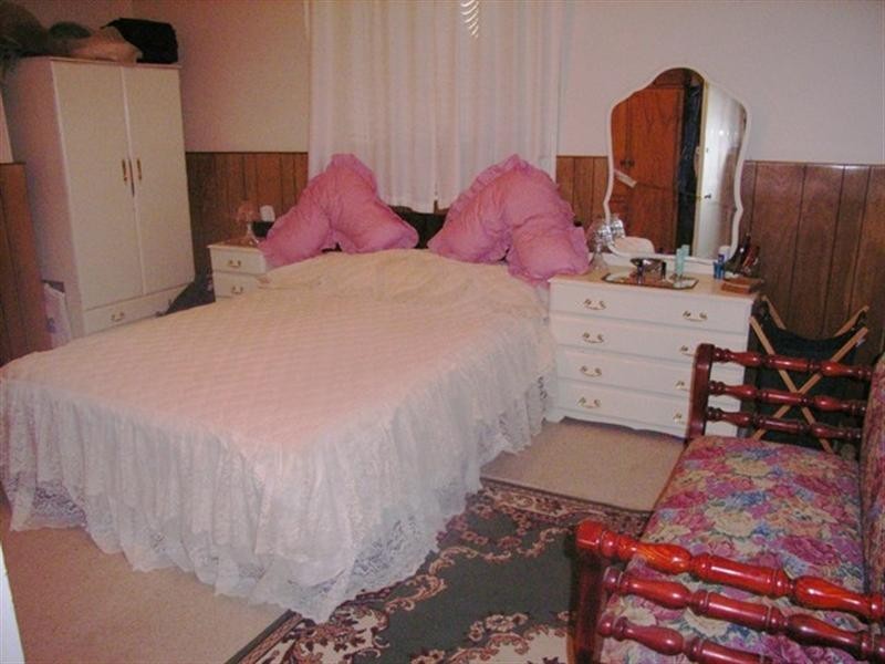 19 Commercial Street, Burra SA 5417