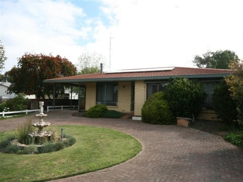 3 Main North Road, Auburn SA 5451