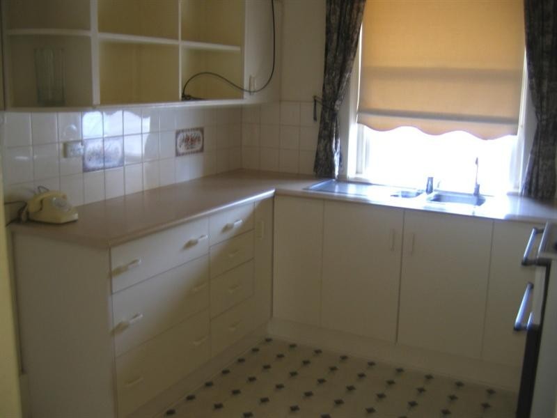 22 Daly Street, Clare SA 5453