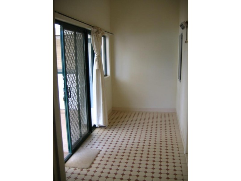 22 Daly Street, Clare SA 5453