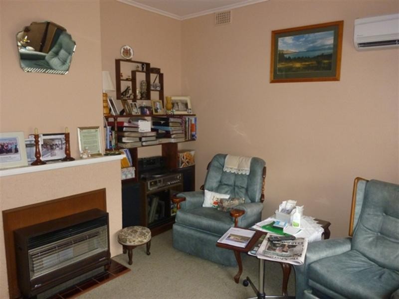 11 Mill Street, Clare SA 5453