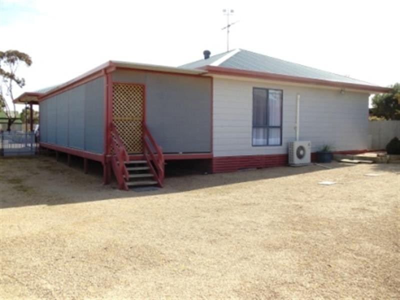 11 Hogarth Street, Ardrossan SA 5571